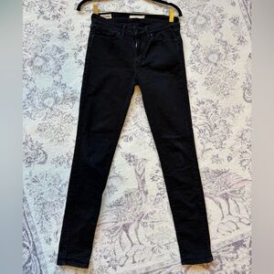 Levi’s Black 711 Skinny Women’s Jeans